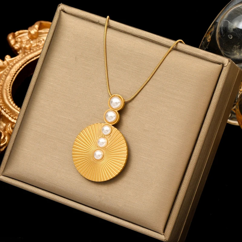 Tiger Stripe Dual-Layer Stainless Steel Pendant Necklace – Waterproof & Stylis