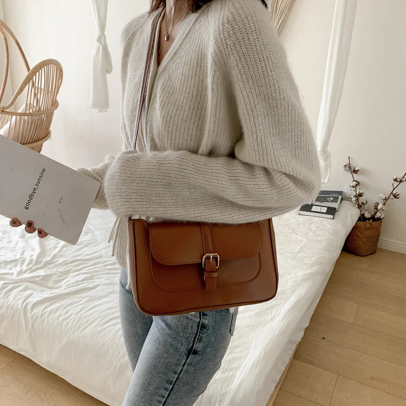 Zentra Elegant Buckle Crossbody Bag – Classic Wine Brown