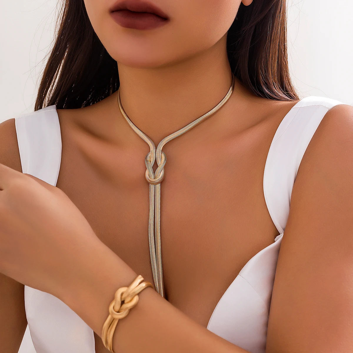 Gold Knotted Necklace & Bracelet Set – Elegant Statement Jewelry