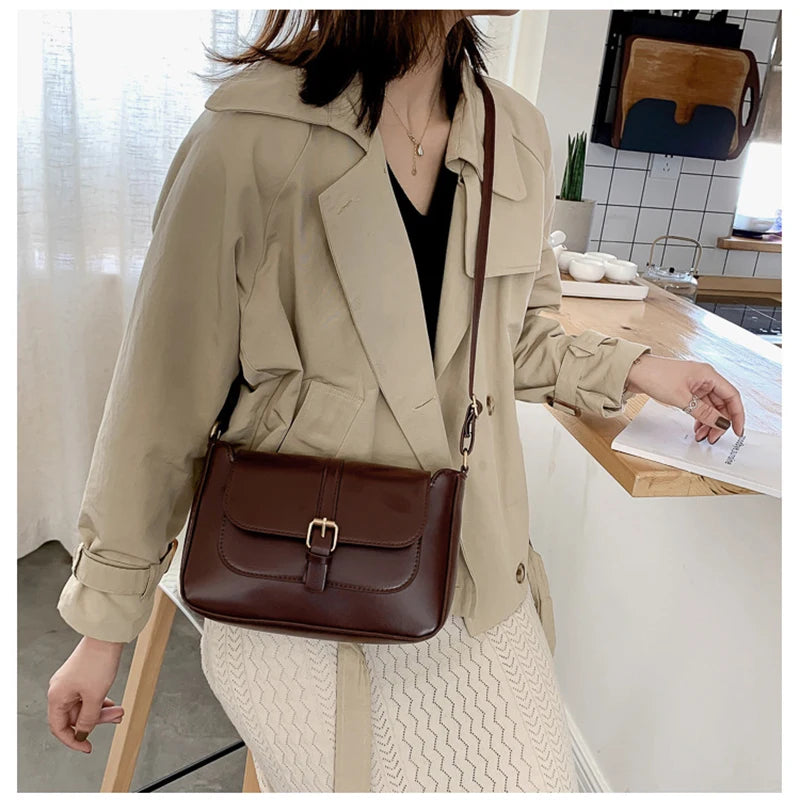 Zentra Elegant Buckle Crossbody Bag – Classic Wine Brown