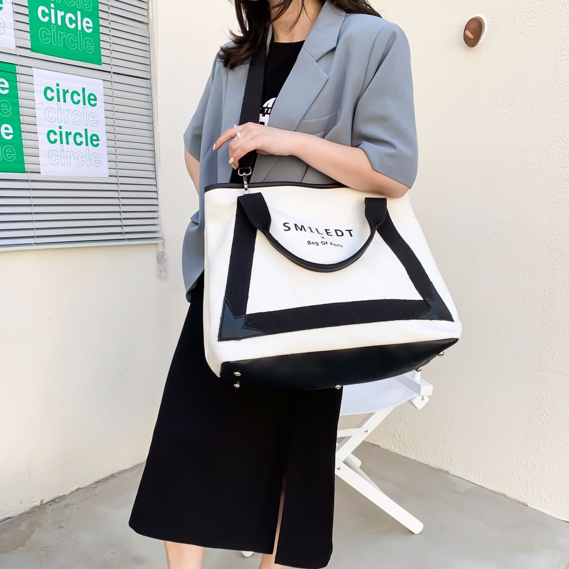 Elegant Large Capacity Shoulder Bag – European & American Style for Women